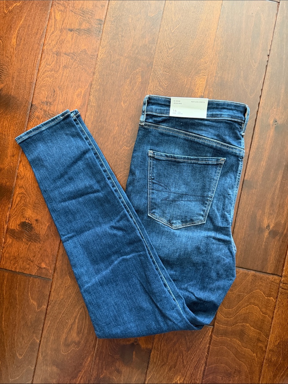NWT American Eagle Outfitters Dark Blue Skinny Jeans